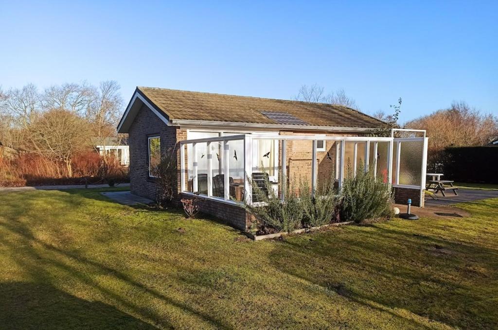 Vakantiehuis Hollum Ameland Dichtbij Strand En Met Ruime Tuin - Ameland39 Nl المظهر الخارجي الصورة